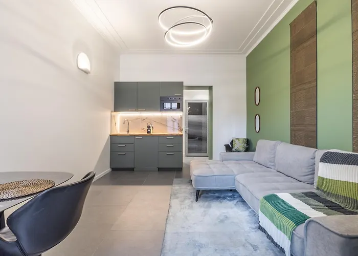 Casino 아파트 멍똥